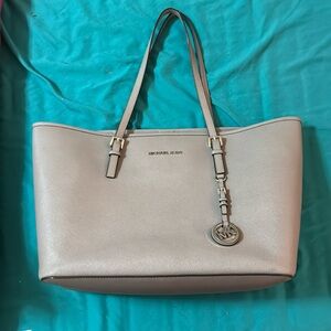 Used 1x. No longer needed.